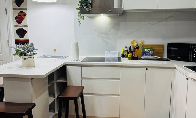 Downtown Apartamento | 2 bedrooms in makati with balcony