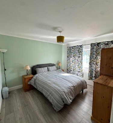 Didcot Apartamento | 2 bedrooms self contain flat with nice garden