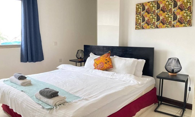 Teshie Apartamento | 2 bedrooms suite w/free Wi-Fi for family and friends, holidays and office work