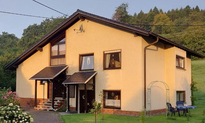 Westerburg Apartamento | 2 Bett Ferienwohnung Kirschblüte