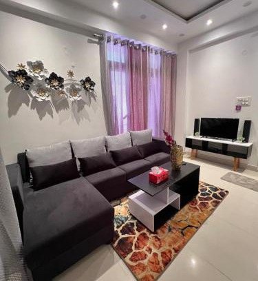 Zirakpur Apartamento | 2 bhk luxury sweet room apartment