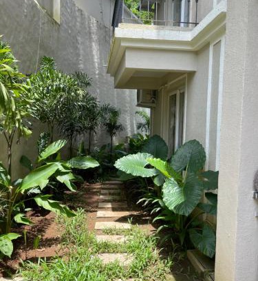 Parra Apartamento | 2 BHK Retreat in Sierra Assagao