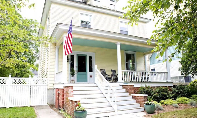 Cape Charles Casa | 2 Blocks to Beach, Bay Views | Chesapeake Charm