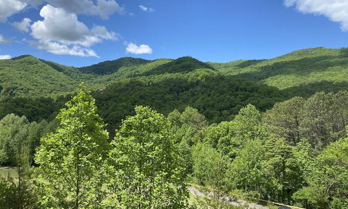 Whittier Condominio | 2 BR/2 BA Condo/Stunning Mountain & Golf Views, Harrahs Casino, Train, Pool