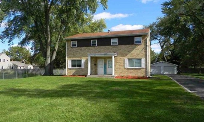 Beloit Casa | 2-BR Duplex Near Healthcare Facilities/Interstate