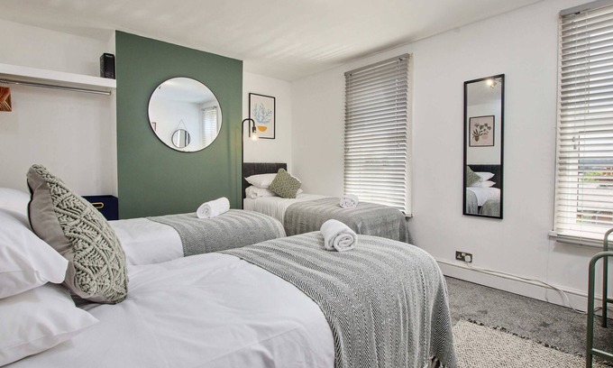 Sheffield Casa | 2 BR House close to Arena, Meadowhall, M1