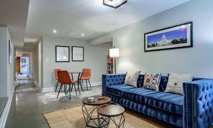 Petworth Apartamento | 2-BR Petworth Pad / Walk to METRO Subway