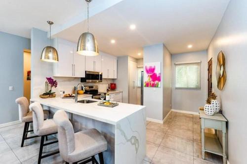 Potrero Casa | 2 BR Pool and Beach Walkable