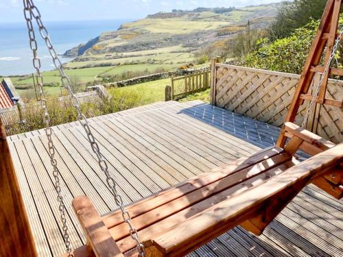 Fylingdales Casa | 2 Browcote Cottage