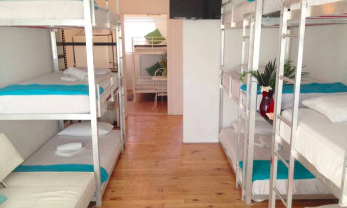 West Avenue Hotel | 2 BUNK BED SUITES - DORMITORIO 24: HOT TUB - BBQ - ¡CAMINA A TODO!