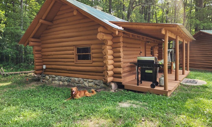 White Cloud Cabina | 2 Cabins with Kitchen/Bath House on 137 Acres!