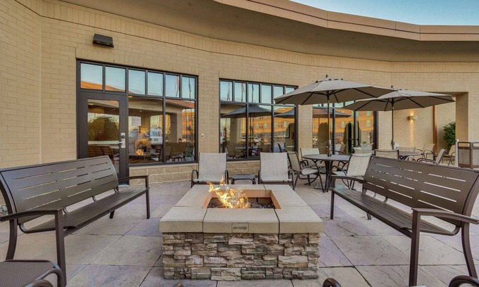 Milwaukee Hotel | 2 Connecting Suites at a Hotel