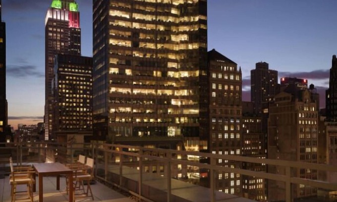 Midtown Hotel | 2 Connecting Suites at a 4.5⭐️ Hotel