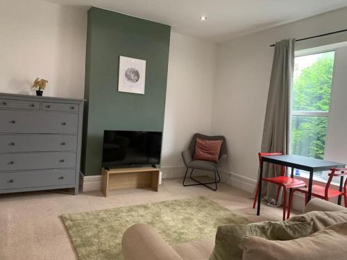 Horfield Apartamento | 2 double bedroom flat, central location