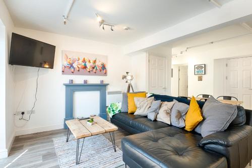 St. Thomas Apartamento | 2 Ensuites, Garden, Smart Tv's in all Rooms!