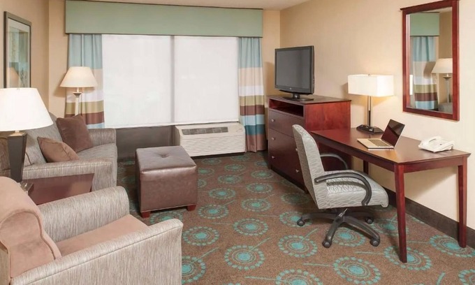 South Bend Hotel | 2 Exclusive Suites w/ Full Kitchen & Free Breakfast – Great for Extended Stays