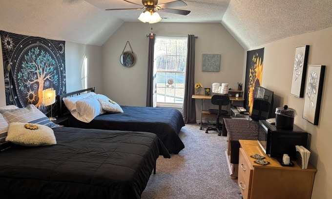 Athens Casa | 2 Guest Rooms in our Serene, Wood Valley Home in Athens, minutes from UGA