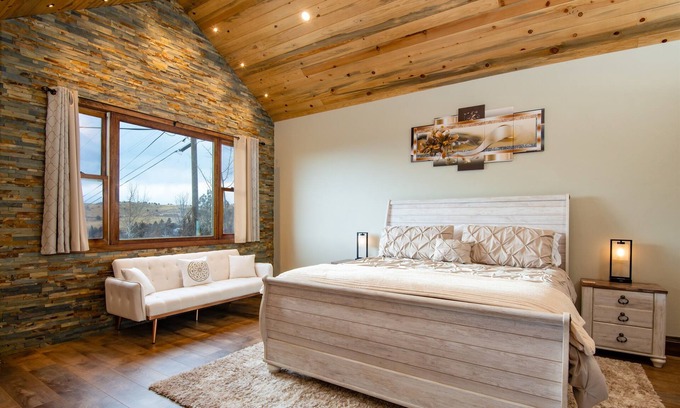 Cripple Creek Casa | 2 Homes! MTN Views*Historic Elegance*Game Rm