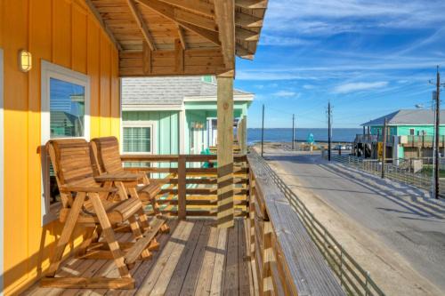 Flour Bluff Casa | 2 Homes Sleeps 16 Shared PoolBoat Dock Laguna Village Serenity by AvantStay