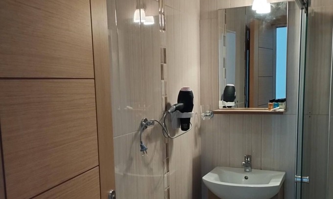 Bodrum City Center Apartamento | 2 Hotel Suites in Marvelous Bodrum with AC, WiFi
