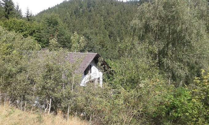Wilhelmsthal Casa | 2 casas juntas. 60 metros de ancho. En el bosque No hay vecino