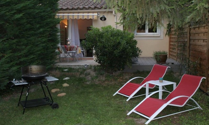 Saint-Saturnin-les-Avignon Apartamento | 2 apartamentos independientes en la planta baja.