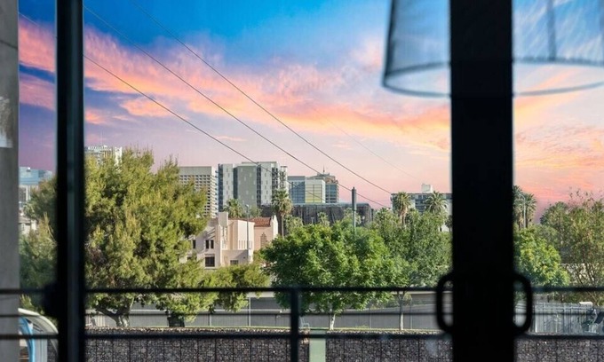 Roosevelt Casa | This house is a 2 bedroom(s), 2 bathrooms, located in Phoenix, AZ.