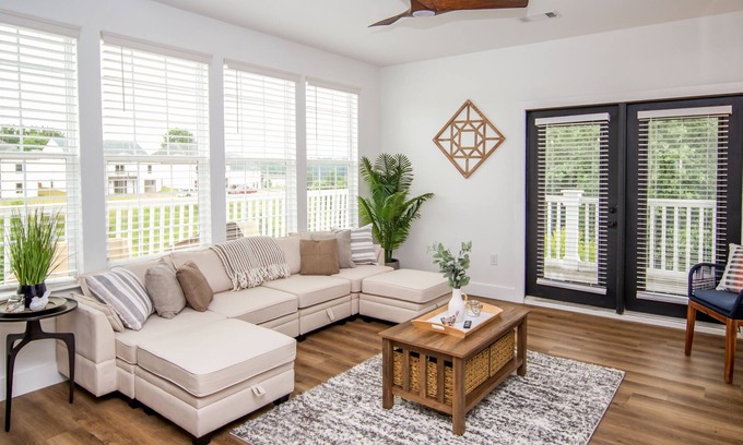 Oxford Condominio | 💎2 King Suites 3 Minute Drive to All in Oxford 💎