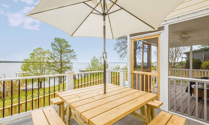 Surry Casa | 2 King Suites, kids room near Williamsburg