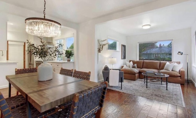Whittier Heights Casa | 2 Kitchens! Walkable 3BR/3BA Charmer near Park