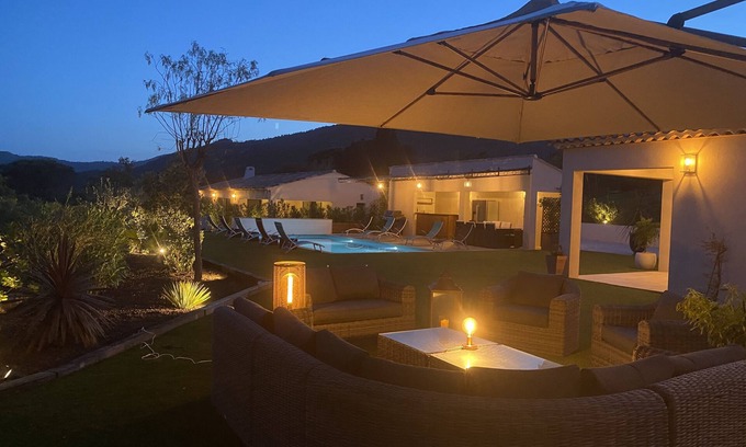 Plan-de-la-Tour Casa | 2 Magnifiques Villas Neuves 300 m² , bel Équipement - Piscine et Pool House,