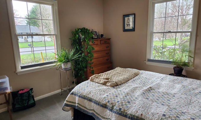Blacksburg Casa | 2 mi from VT campus. Great house - football games, graduation, or campus visits.