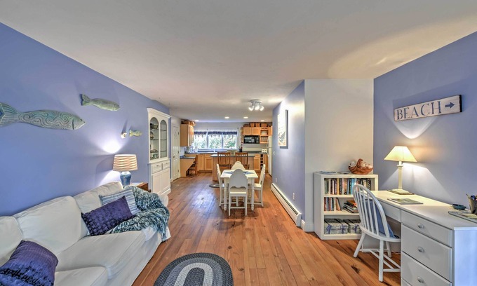 Buzzards Bay Apartamento | Amplio apartamento Bourne cerca de la playa del monumento!