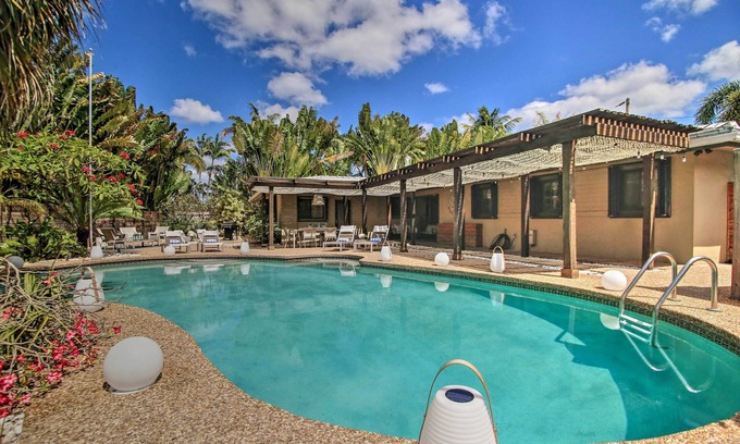 South Corals Casa | Actualizado y privado Oakland Park Home ~ 2 Mi a la playa