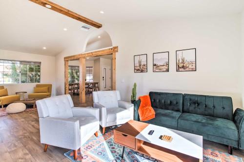 Indio Casa | 2 Mi to Coachella Indio Getaway with Outdoor Oasis!