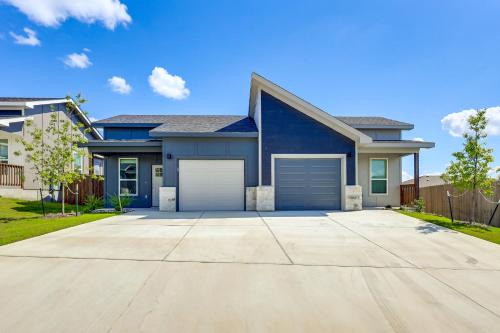 Temple Casa | 2 Mi to Downtown Temple Newly Built Townhome!