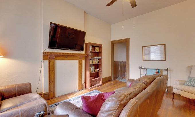 Benton Park Apartamento | 2 Mi to Dtwn: Apartment in Saint Louis