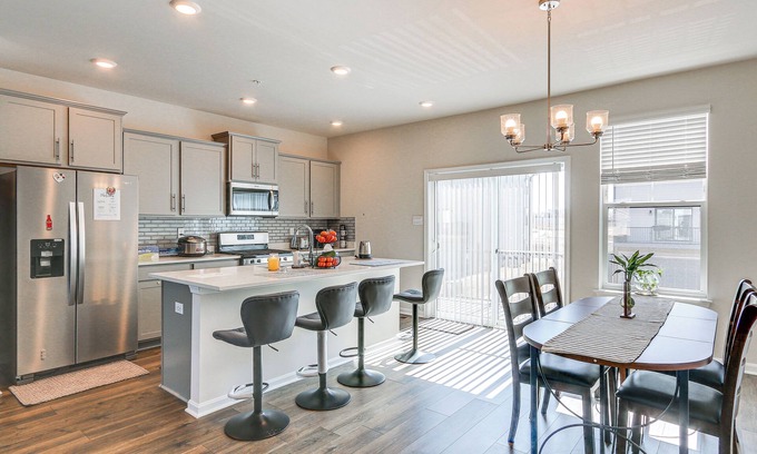 Frederick Casa | 2 Mi to Dtwn Frederick: Updated Townhome