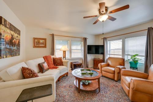Corvallis Apartamento | 2 Mi to Fly Fishing BBQ-Ready Corvallis Apartment