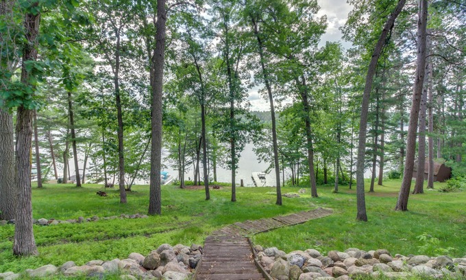 Pequot Lakes Cabina | 2 Mi to Marina: Family Home on Sibley Lake!