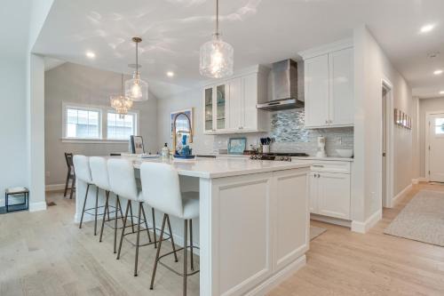 New Seabury Casa | 2 Mi to Public Beach Access! Cape Cod Family Home