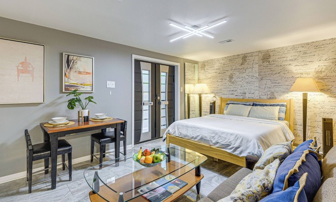 Long Reach Apartamento | 2 Mi to Shops & Eateries: Columbia Condo w/Patio