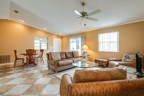 The Villages Casa | 2 Mi to Spanish Springs Sq Home in The Villages