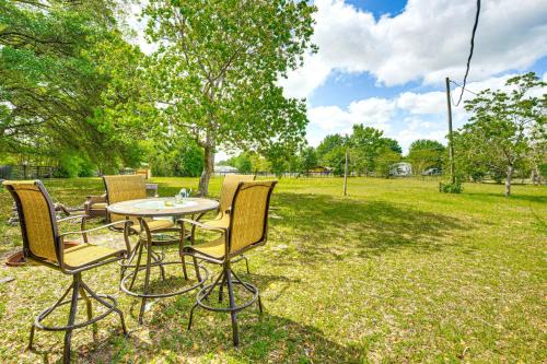 Ocala Casa | 2 Mi to World Equestrian Center Gem with Large Yard