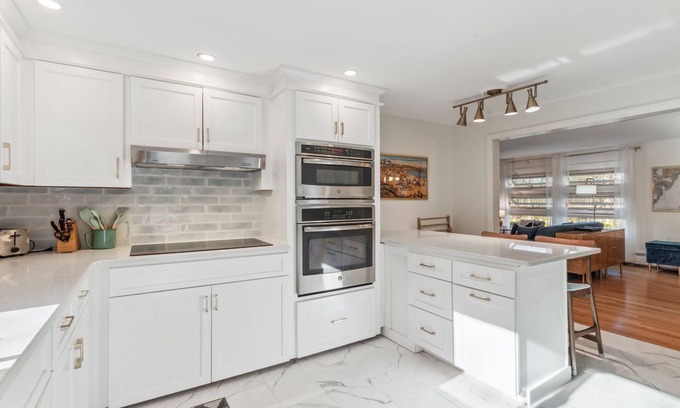Rye Casa | Washington's Rye House | AC | Bikes | New Kitchen
