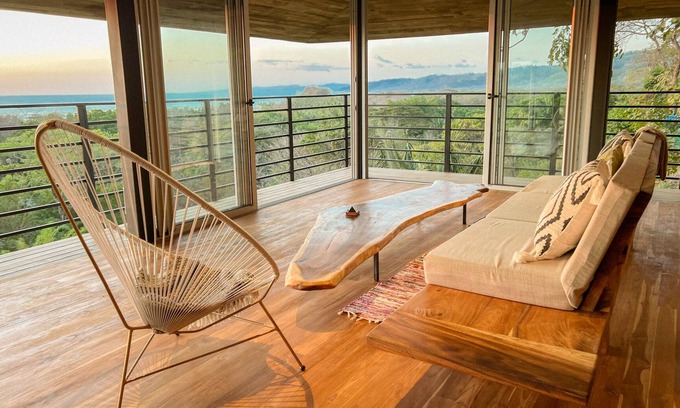 Malpaís Casa | 2 min from the beach - 3BR Jungle modern home with ocean view