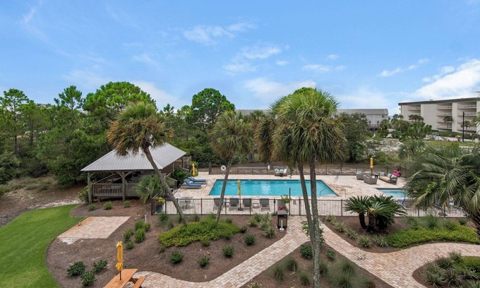 Seagrove Beach Condominio | 2 Minutes To The Beach & Dog Friendly - Sleeps 4