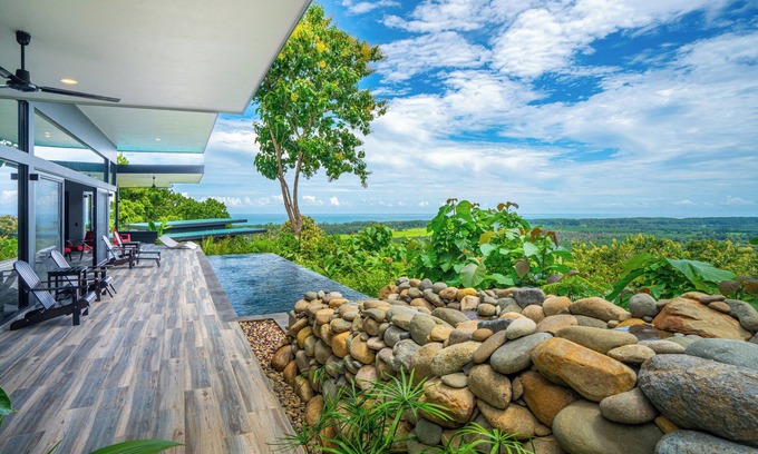 Matapalo Casa | 2 NEW BEAUTIFUL homes-5 bedroom-sleeps 12