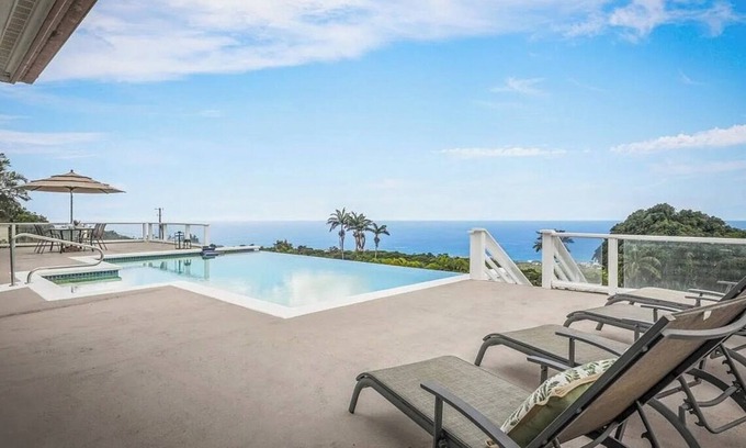 Holualoa Casa | 2 Oceanview Luxury Suites+ pool and Jacuzzi