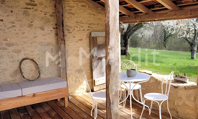 Doissat Casa | 2-person gîte with terrace and swimming pool in the Périgord Noir region